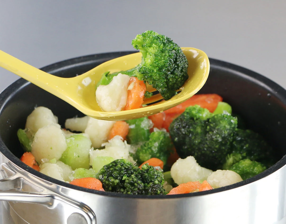 Reston Lloyd Ltd. 4pc Melamine Utensil Set, Lemon 4 Reston Lloyd Ltd. 4pc Melamine Utensil Set, Lemon